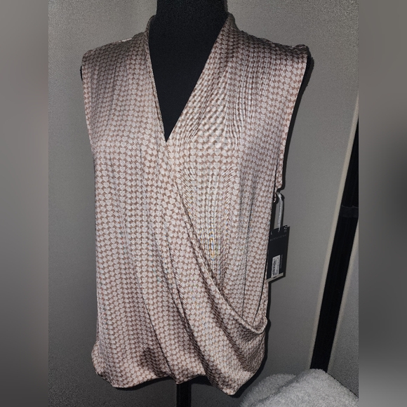 Worthington Surplice Top Size Large - Picture 2 of 4